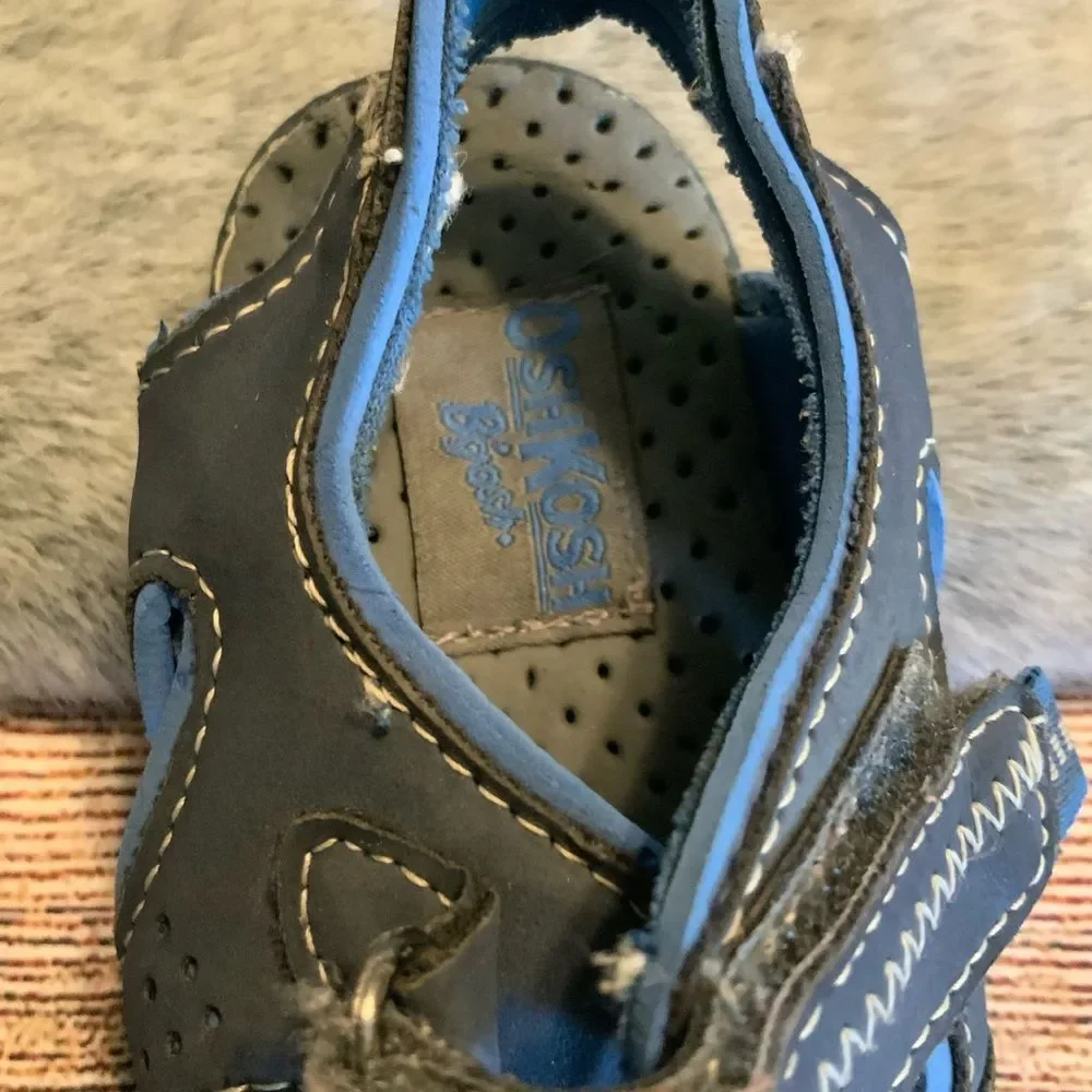 OshKosh Bgosh kids strap